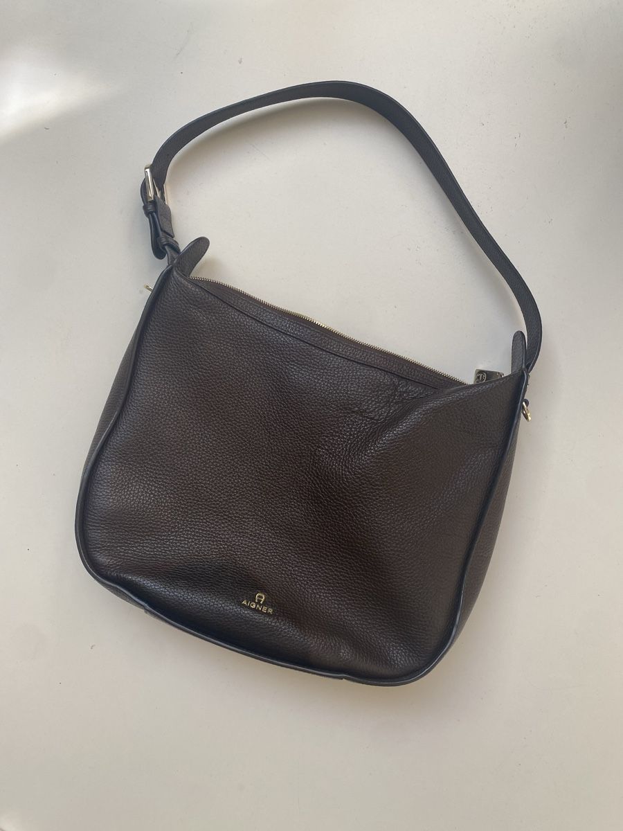 Aigner Sacs femmes: Aigner Ledertasche – D'occasion à Widen par juinl 1