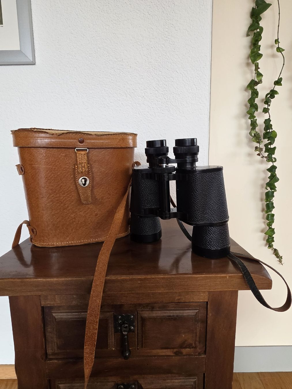 Jumelles: Feldstecher mit Original Etui – D'occasion à Thal par Vintagekeller
