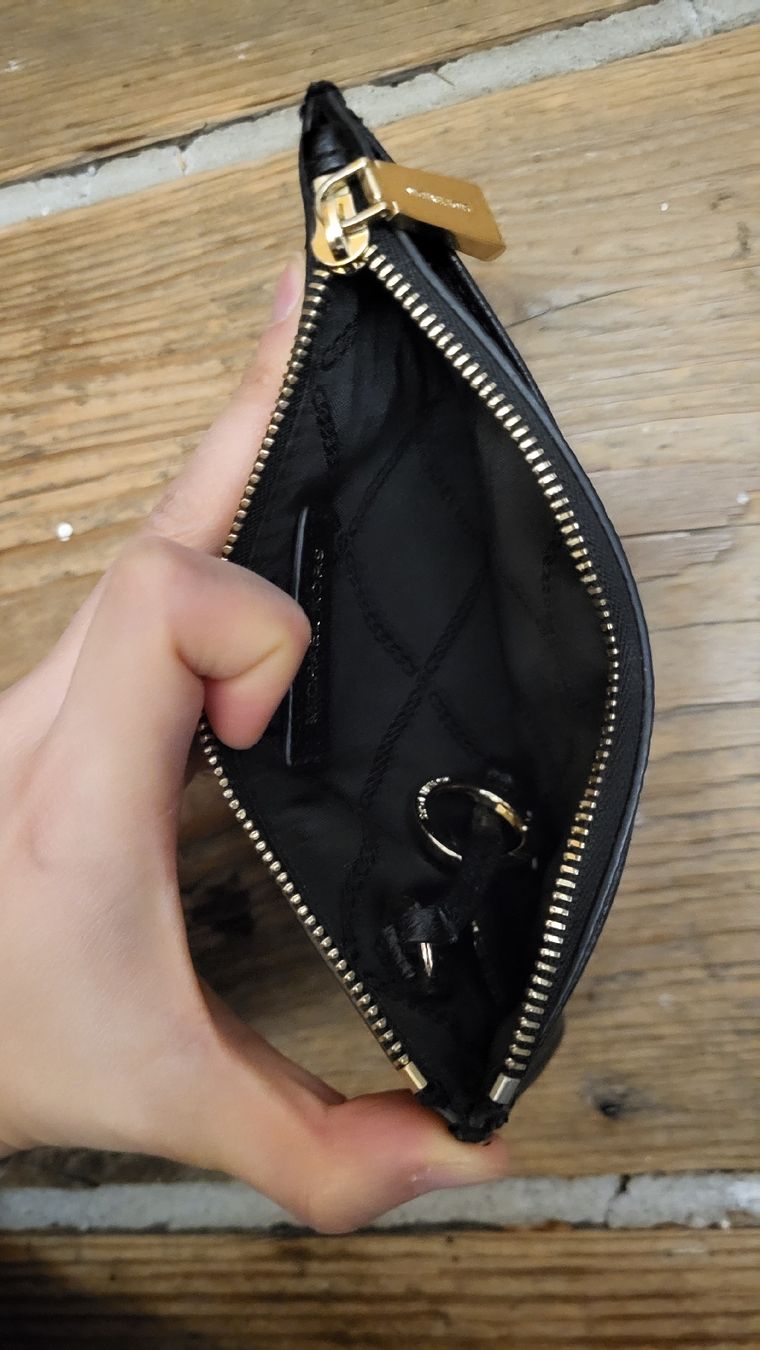 Michael Kors Portamonete: Michael Kors Card Holder Purse – Nuovo (secondo la descrizione) da Zürich venduto da tkind 2
