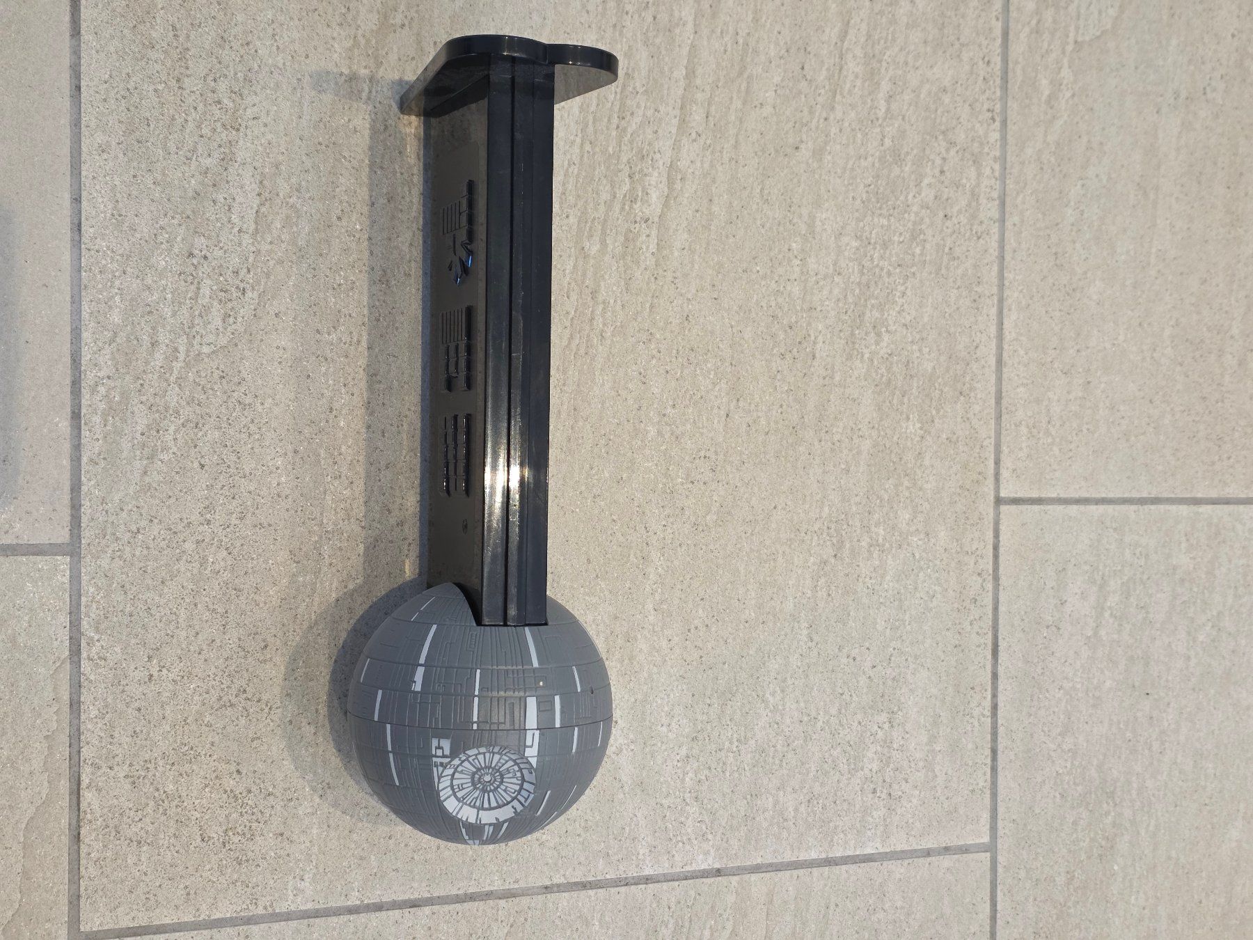 Pez Figurines: Star Wars Death Star Giant PEZ Dispenser – D'occasion à Bülach par skalazion 1