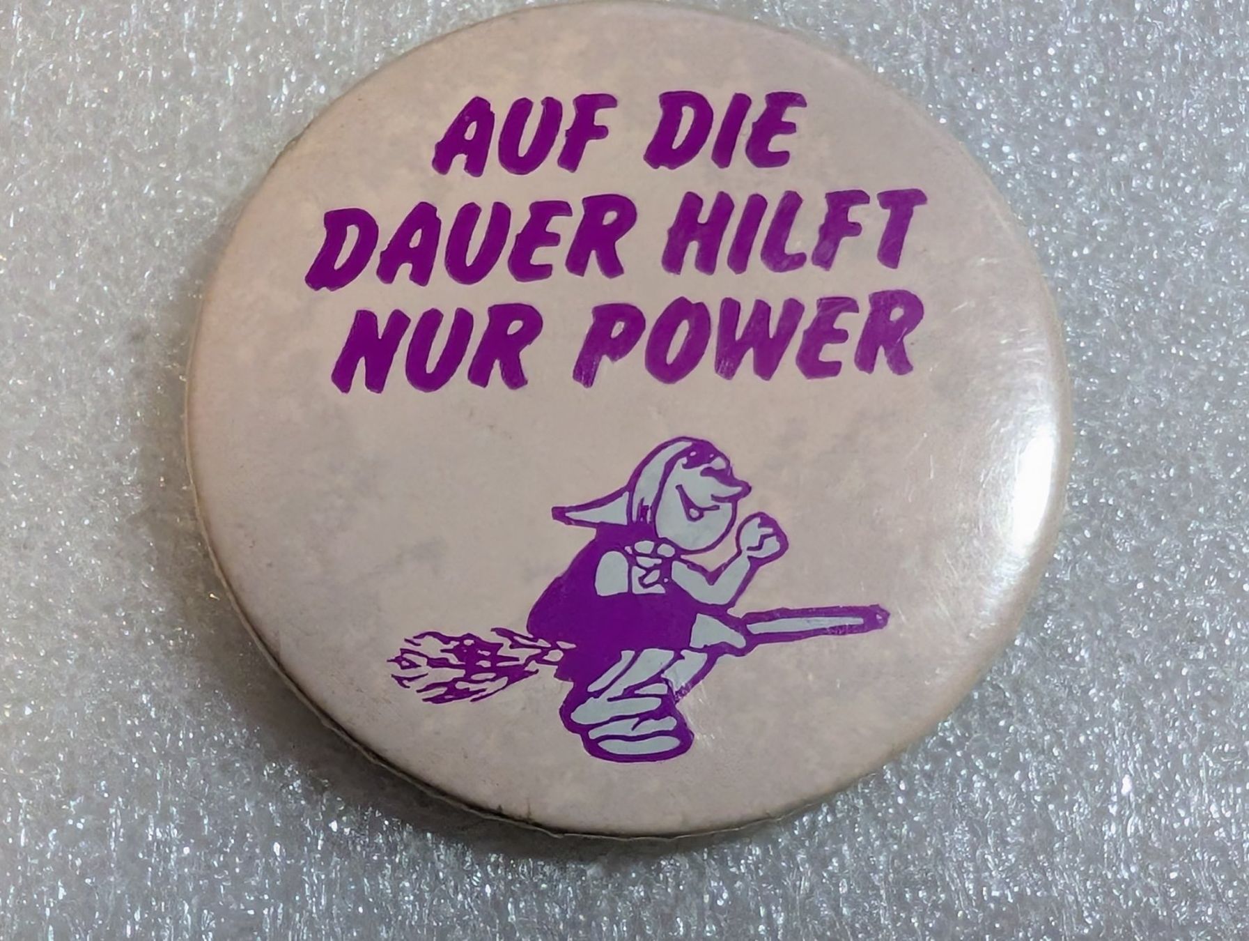 Plaquettes & Badges: Ansteckbutton 235: – D'occasion à Oppligen par Pin-Fall-Shop