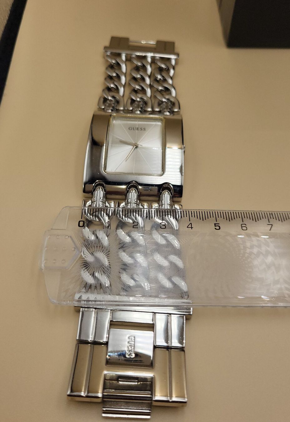 Guess Orologi: GUESS Edelstahl Damenuhr – Usato da Wald ZH venduto da SwissPawnshop 2