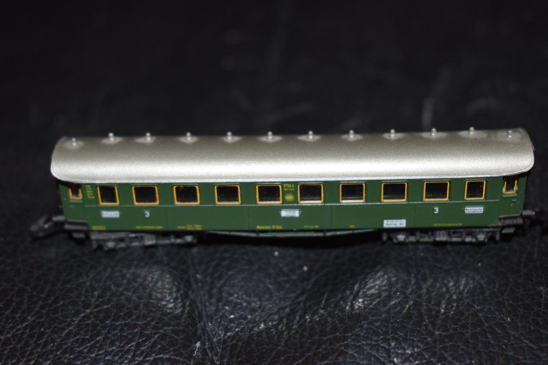 Märklin Modellini di ferrovie: Märklin Z Wagon voyageurs 8731 – Usato da Le Locle venduto da skycomputer 1