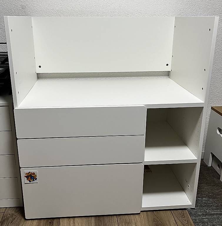Tables à langer & accessoires: Wickelkommode ohne Wickelplatte – D'occasion à Therwil par Simoliveri