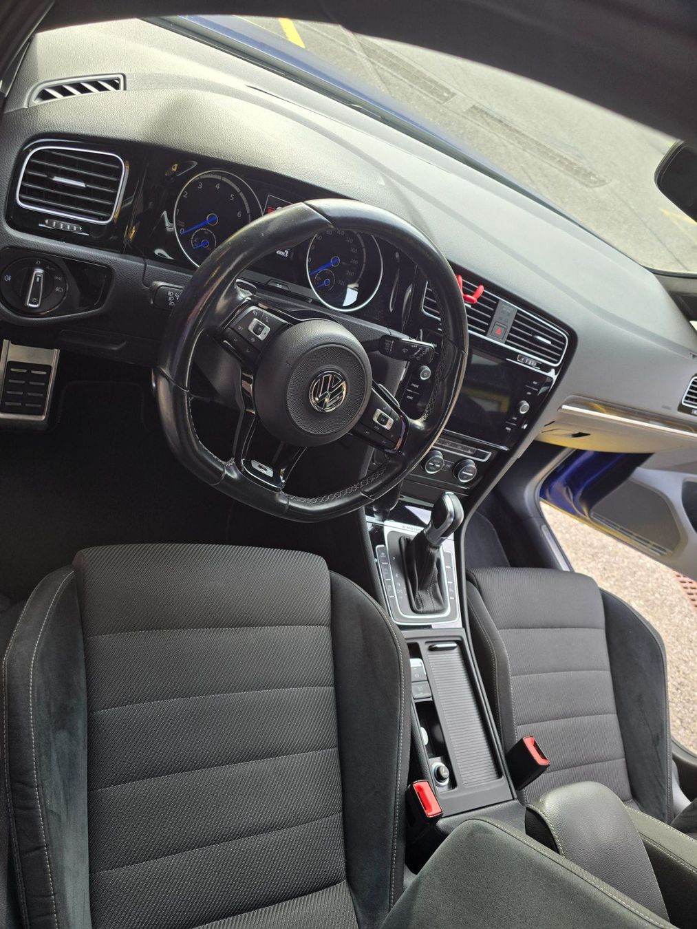 VW Autos: Golf 7 R Facelift – Gebraucht aus Lauerz von Golfgtig60 8