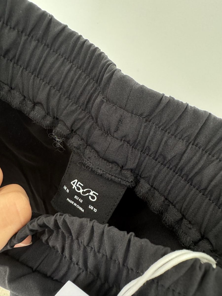 Asos Lotti di vestiti: ASOS 4505 Activewear Set Schwarz   – Nuovo e nell'imballaggio originale da Zürich venduto da di_archive 7