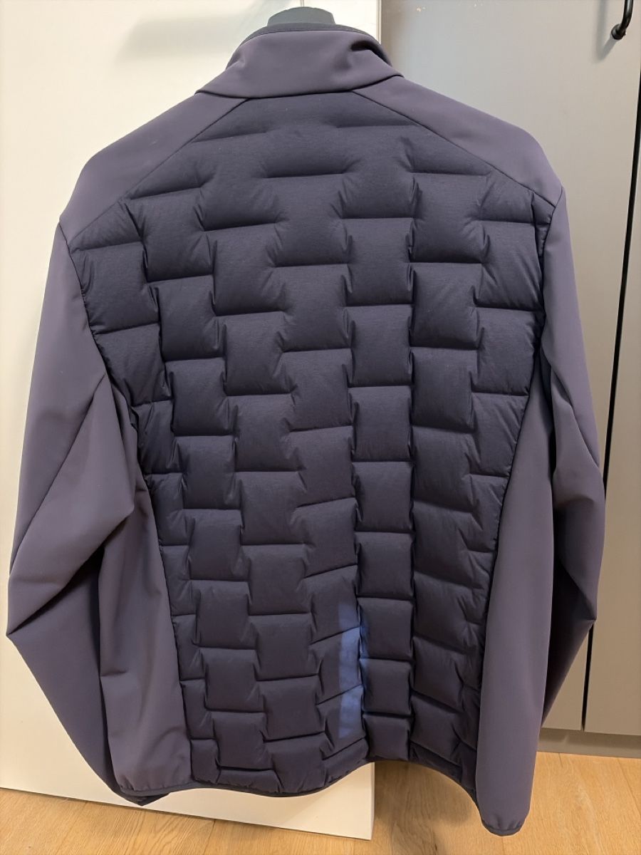 Bogner Giacche: Neuwertige Navy Bogner Daunenjacke – Usato da Pontresina venduto da dav_qr2s 1
