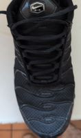 Baskets Nike Air Max TN noires, T.41 portées une saison