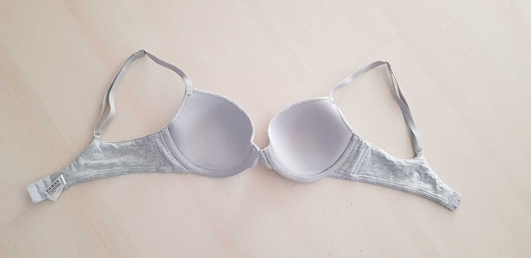 Altra biancheria intima: BH mit Bügeln 75B – Usato da Walterswil SO venduto da Mama_noel 1