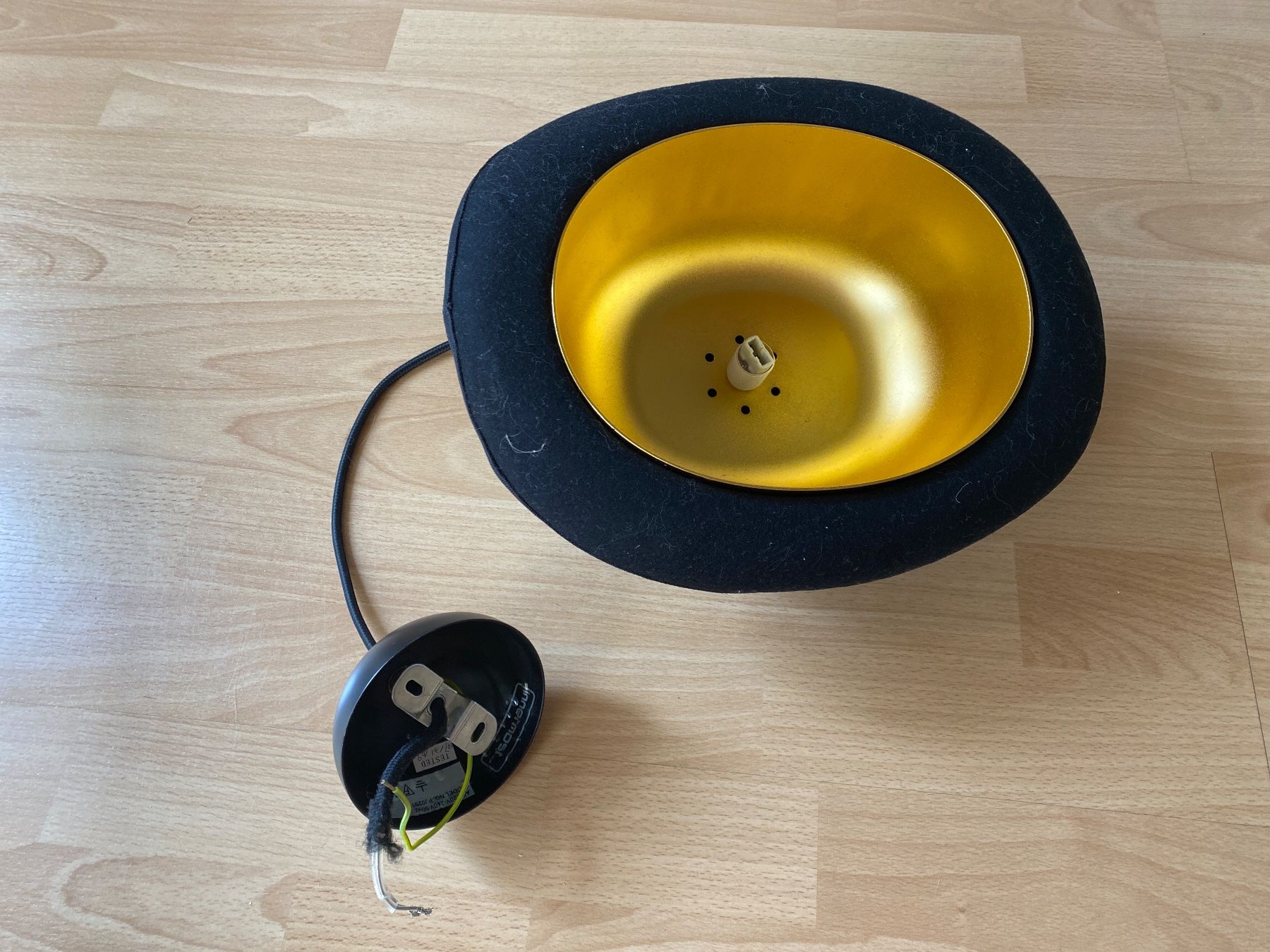 Globus Lampade: Luminaire chapeau melon – Usato da La Neuveville venduto da e_perriard 1