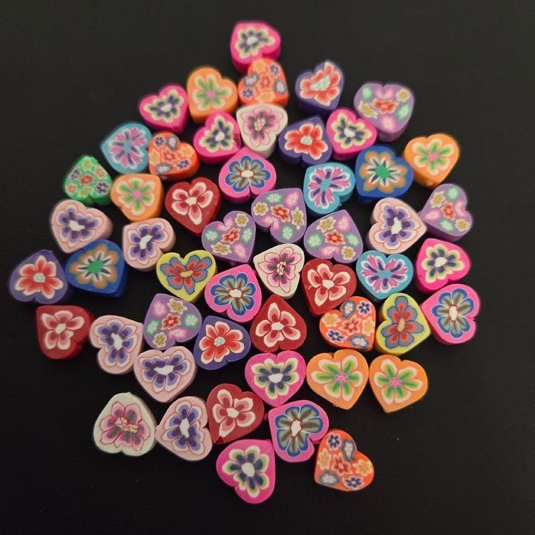 Perle (finte): Bunte Fimo-Herzen Perlen Basteln – Usato da Subingen venduto da DENDLE20