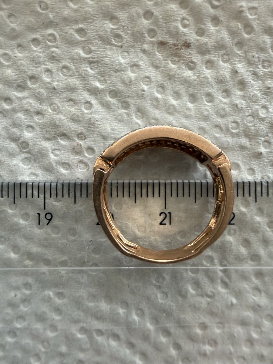 Ringe: 585 Goldring Roségold mit echten Diamanten – Gebraucht aus Studen BE von yvhe 6