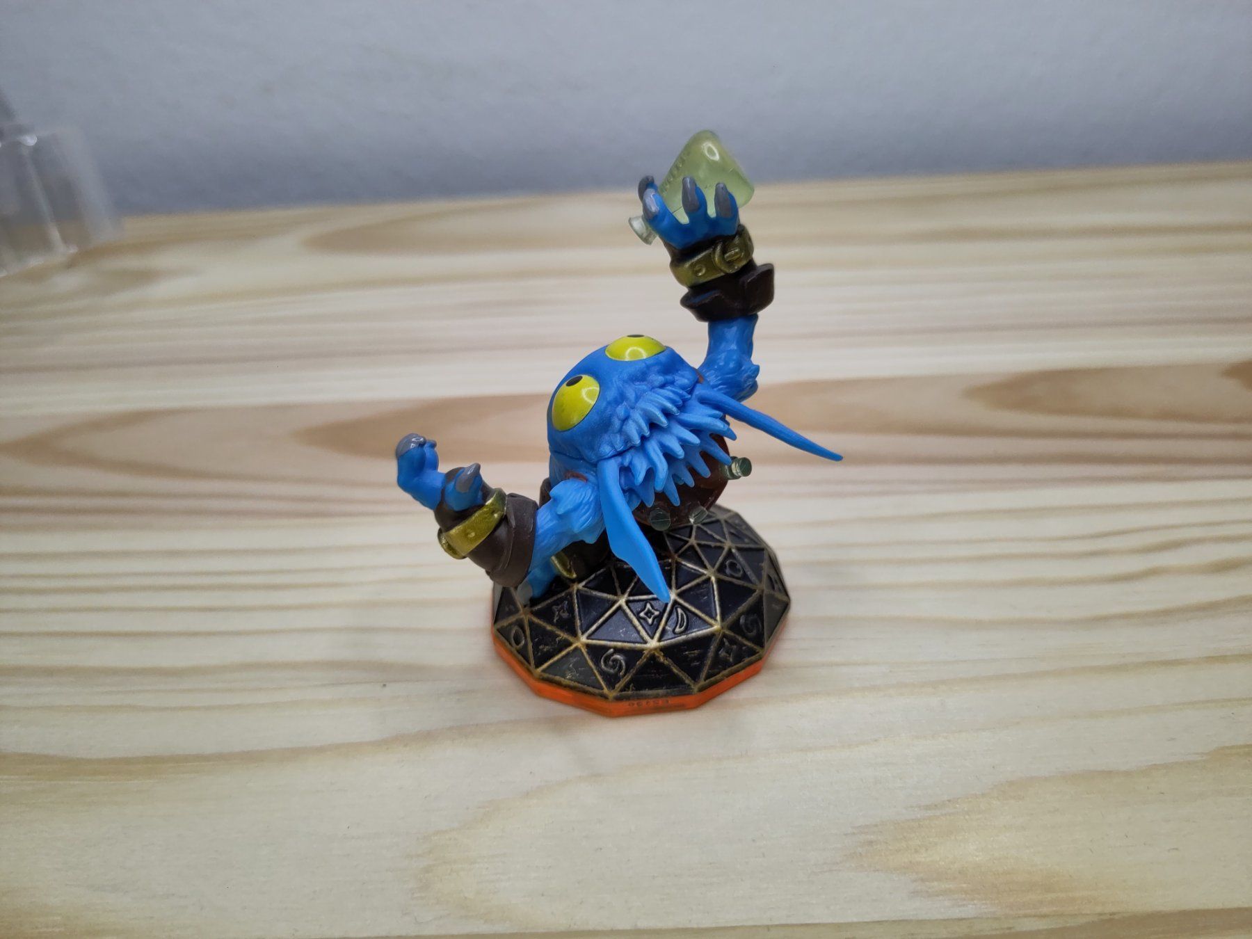 Statuette: Skylanders Figur - Giant's : Pop Fizz – Usato da Zug venduto da RepTCG 2
