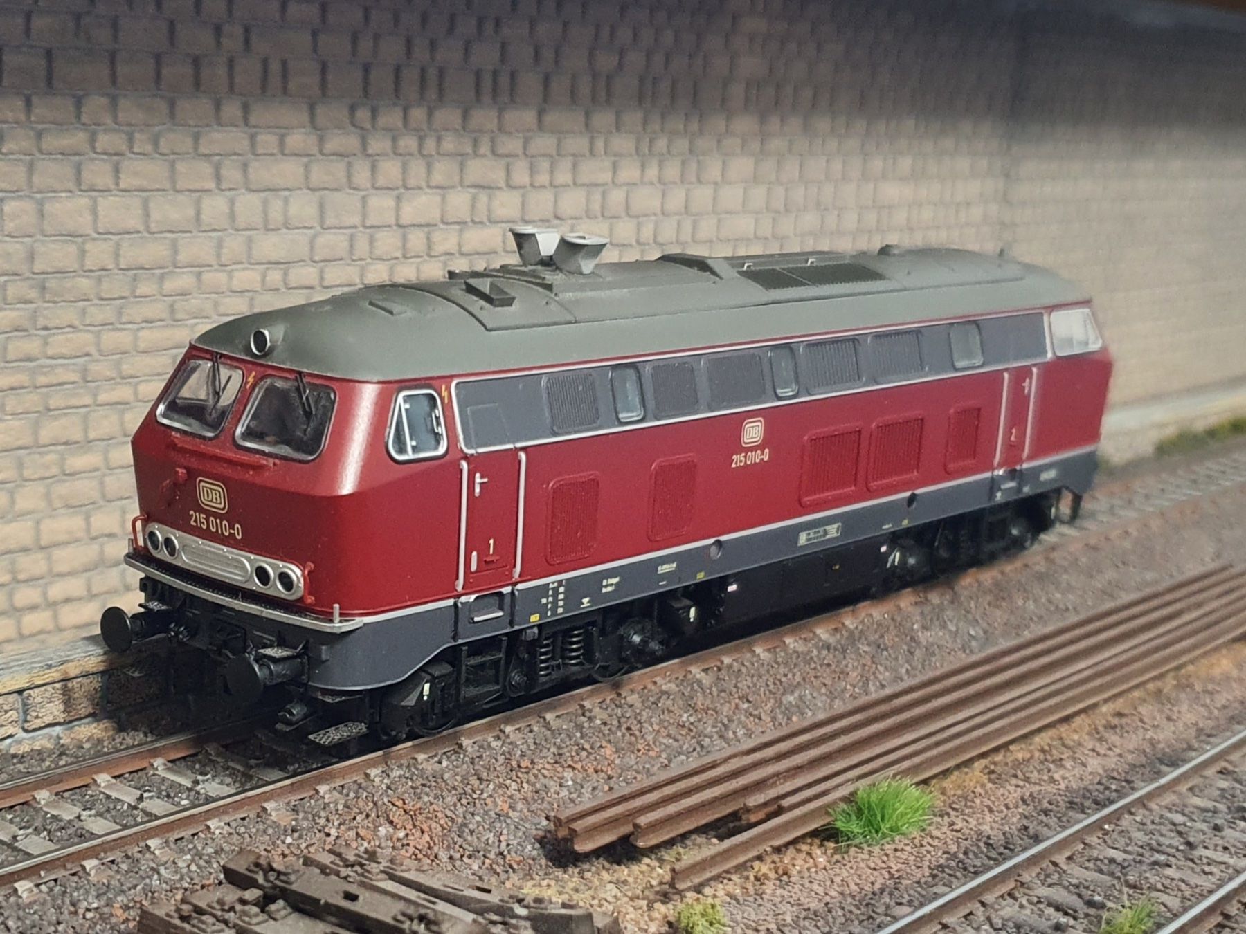 Esu Modelleisenbahnen: BR 215, DB, ESU 31020, DC – Gebraucht aus Loveresse von FIFILOULOU