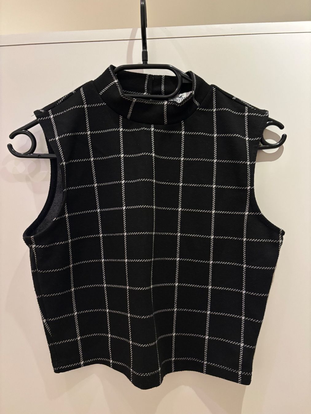 Hollister Tops: Turtleneck Top ärmellos – D'occasion à Zürich par hue_82qd