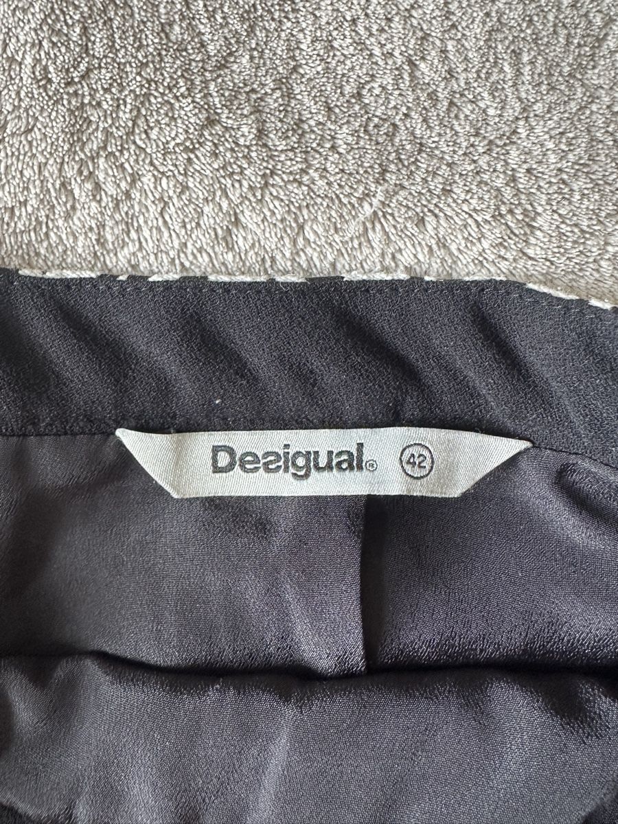 Desigual Jupes: Desigual Rock – D'occasion à Bellmund par Srisi01 3