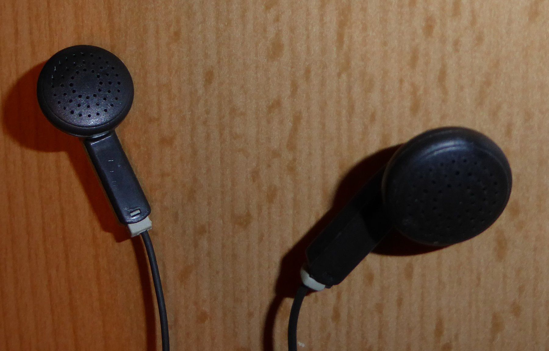Kopfhörer: Stereo Ohrhörer Kabel 90 cm, Klinken Stecker – Neu (gemäss Beschreibung) aus Spreitenbach von Turbo_1105 1