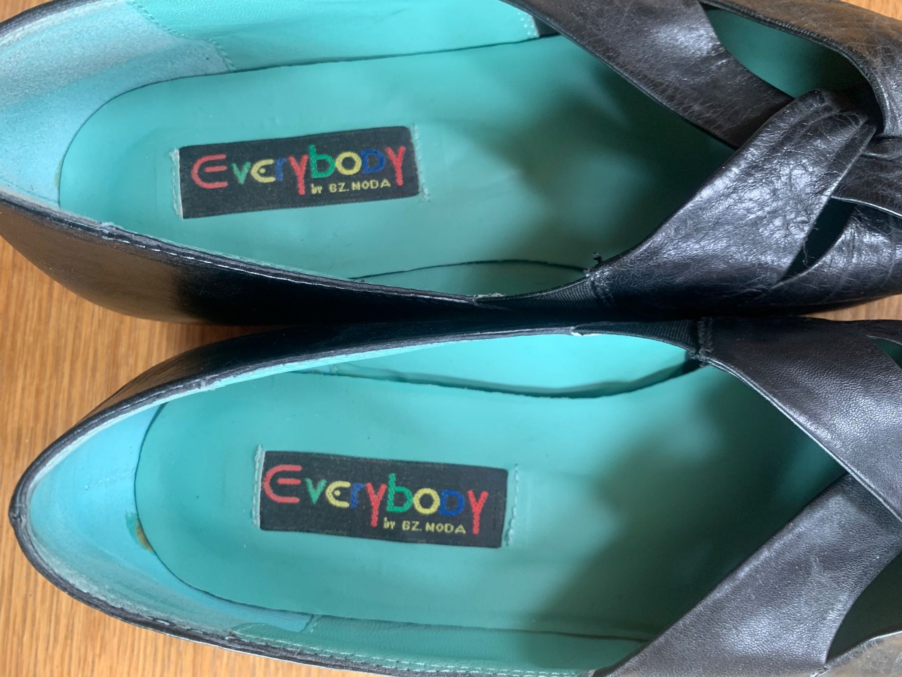 Scarpe da donna: Everybody Damenschuhe - Leder Schwarz – Usato da Bülach venduto da frische_brise 1