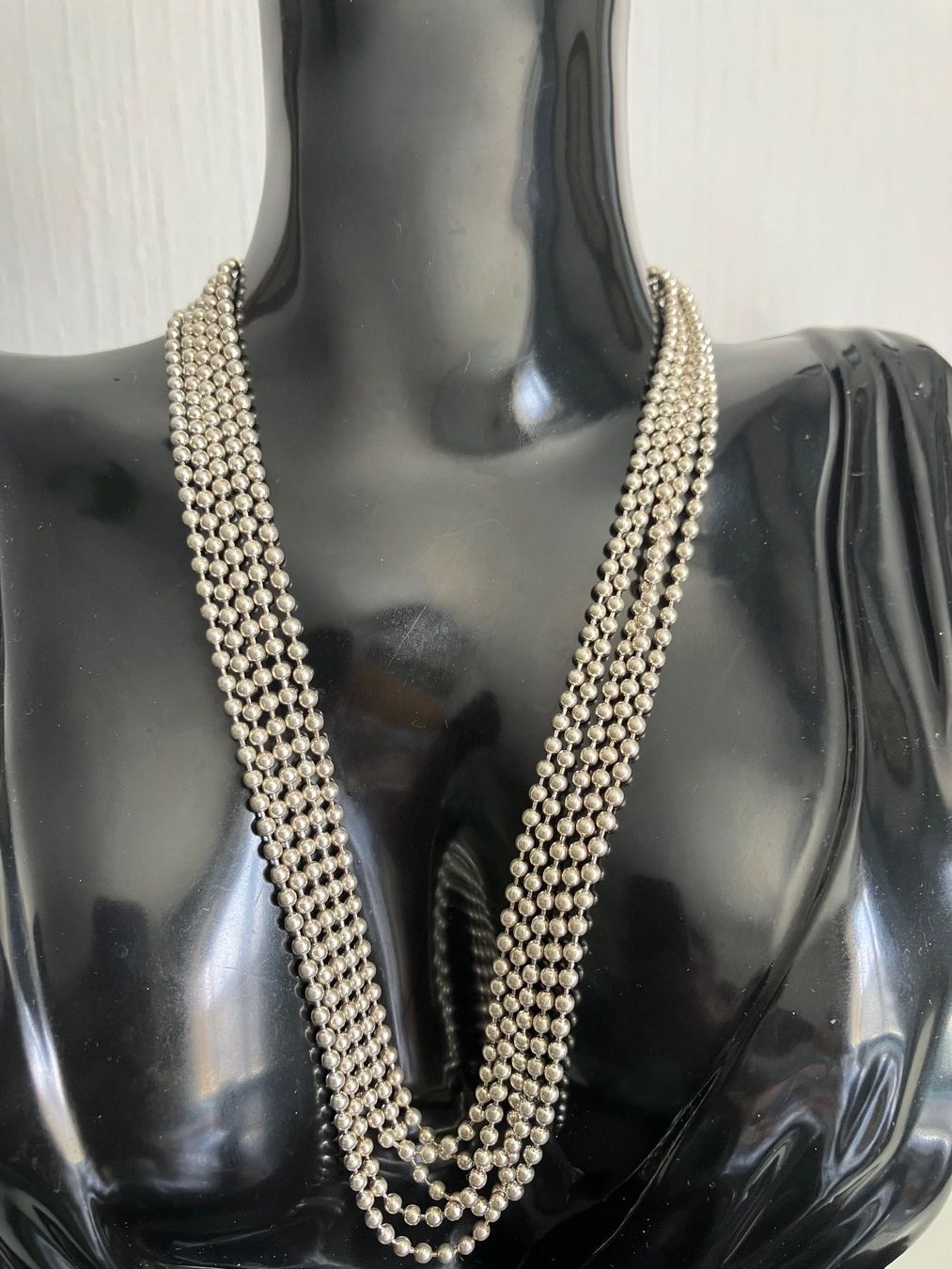Catenine: Collier multirangs argenté - Élégant & Tendance actuelle! – Usato da Peseux venduto da Cresus27 1