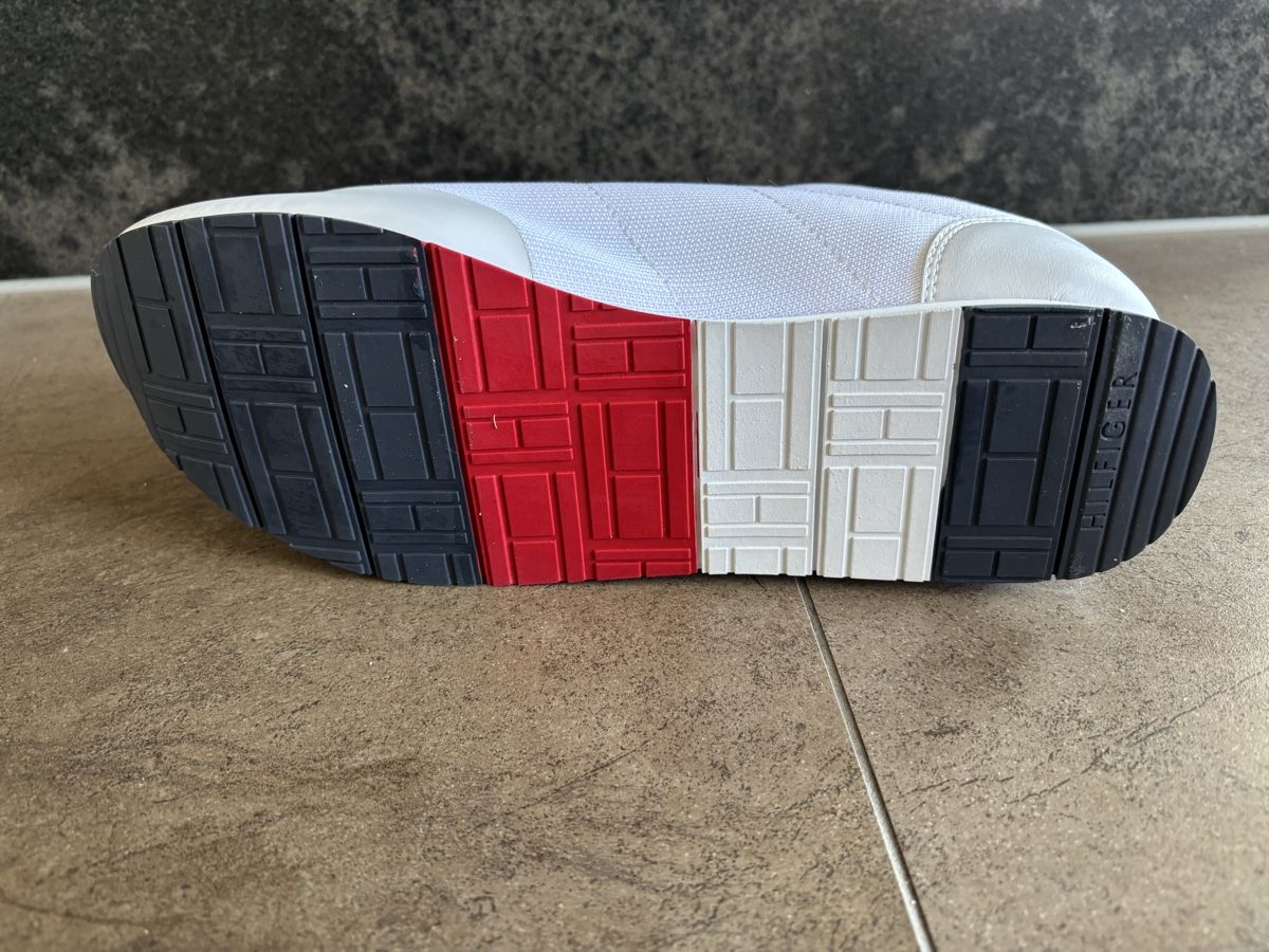 Tommy Hilfiger Scarpe da uomo: Tommy Hilfiger – Nuovo e nell'imballaggio originale da Corpataux venduto da seniz 4