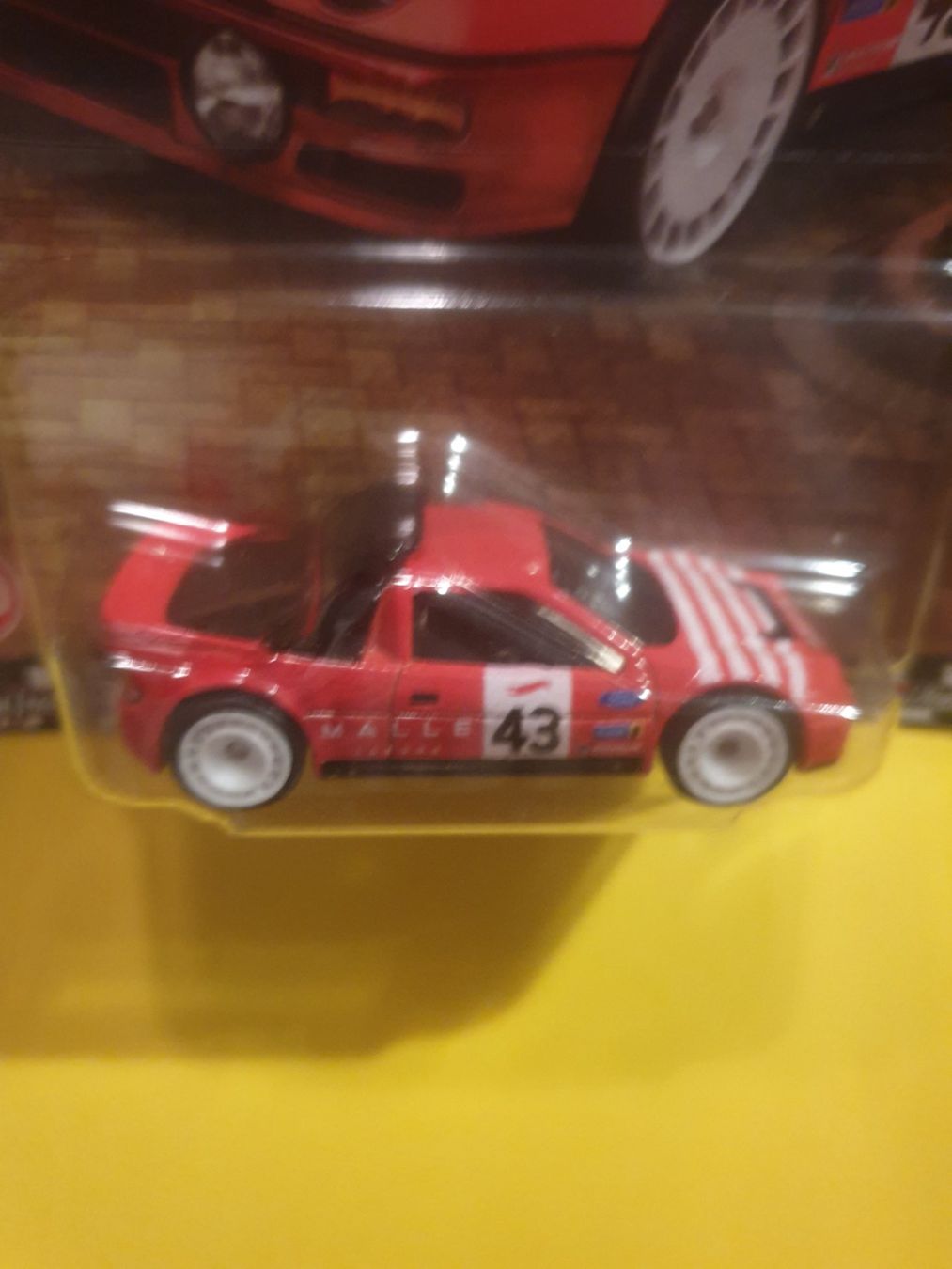 Hot Wheels Modellini d'auto: Hot Wheels FORD RS200 – Nuovo e nell'imballaggio originale da Oftringen venduto da Rotor 3