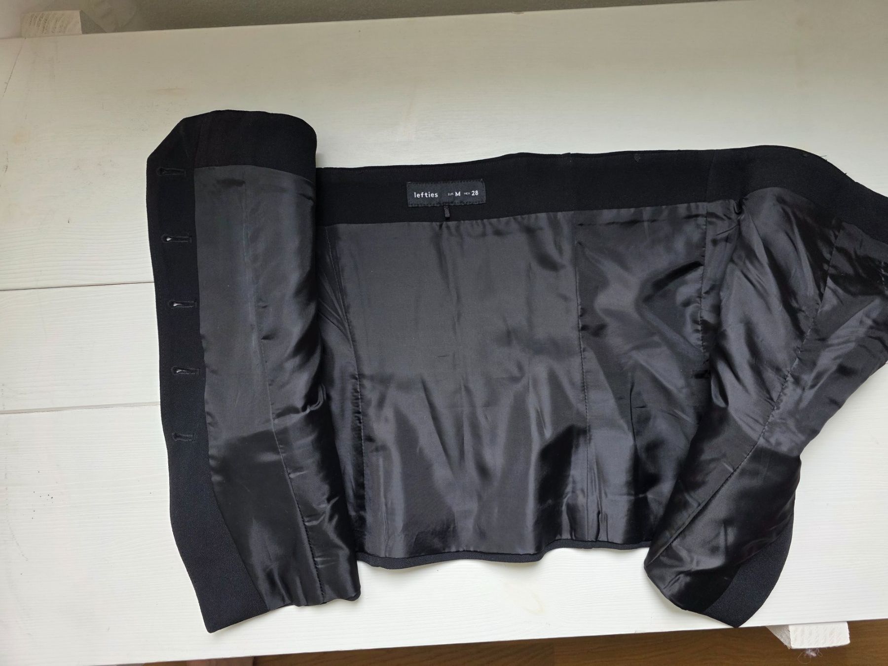 Top: Bustier Top schwarz – Usato da Altstätten SG venduto da Calendula-7 1