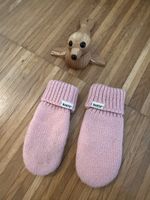 Neuwertig: Barts Babyhandschuhe