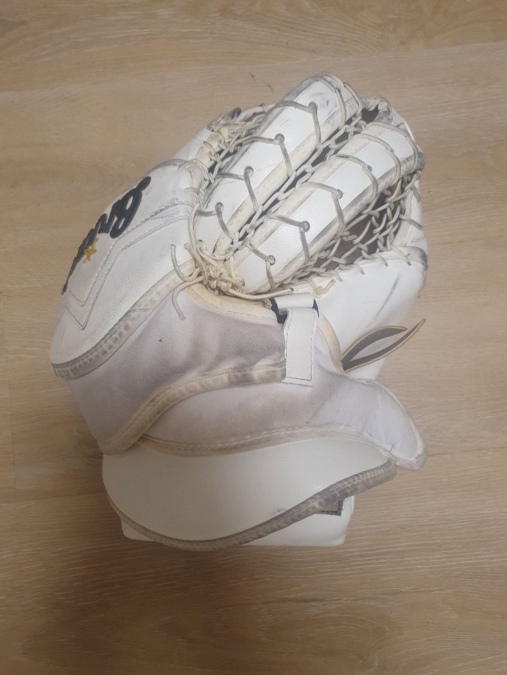 Handschuhe & Handstulpen: Brians Catcher Heritage 2-Piece Senior – Gebraucht aus Arth von Cross_war 1