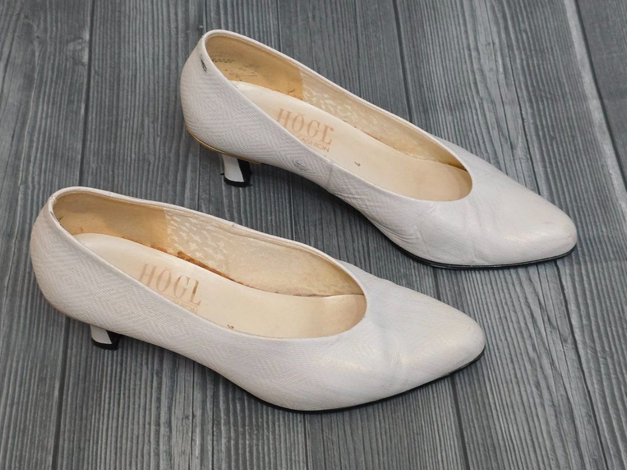 Högl Scarpe da donna: 💞​ HÖGL Pumps - 37 - Echtleder – Usato da Thalwil venduto da VitaMini