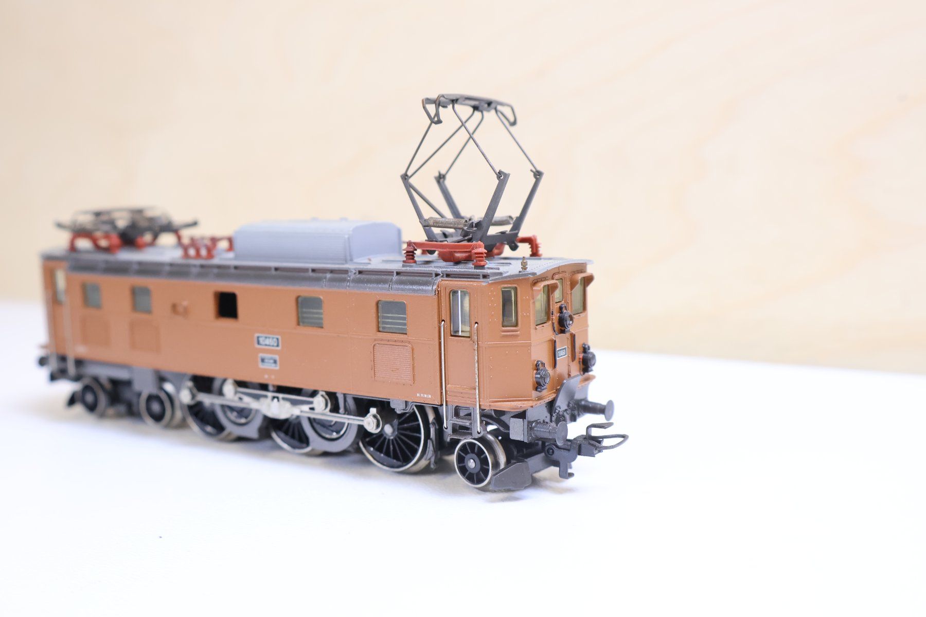 Märklin Modellini di ferrovie: Märklin SBB E-Lok Ae 3/6 - 3151 - H0 – Difettoso da Winterthur venduto da Monstera 3