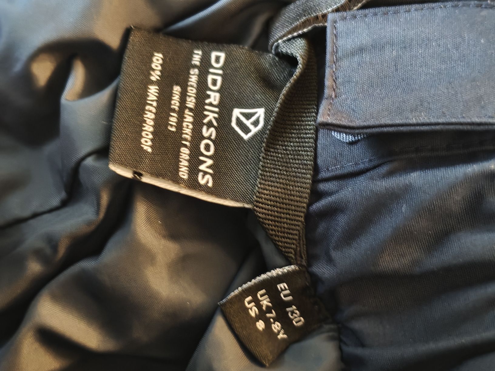 Didriksons Pantalons: DIDRIKSONS Kinder Regenhose Grösse 130 marine – D'occasion à Heiden par Sunshine1504 2
