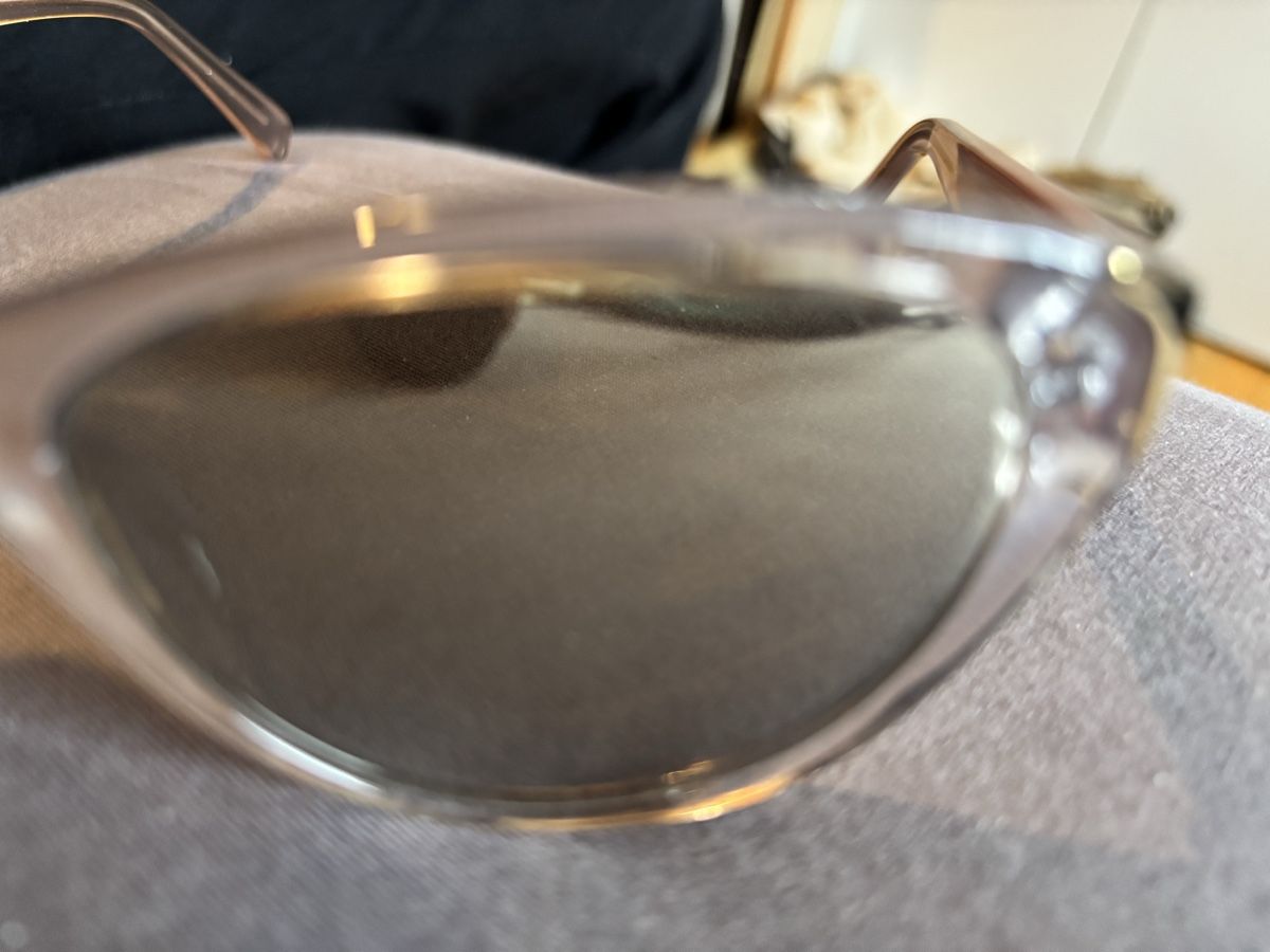 Guess Occhiali & Lenti: Lunettes de soleil Guess  – Usato da Vevey venduto da mar_q6ms 5