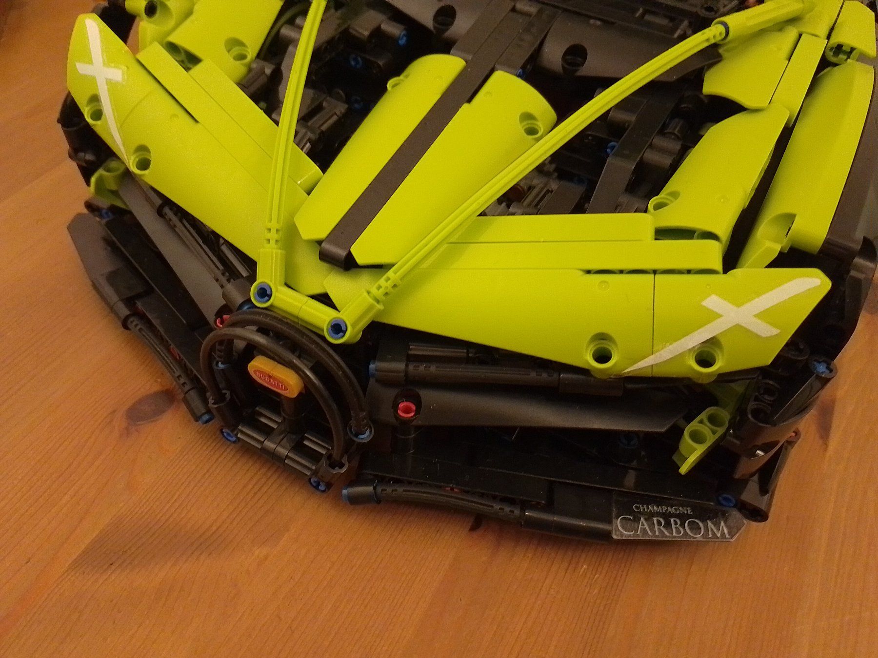 Lego Kit di costruzioni: Véhicule Technic Alt. Lego Bugatti Bolide monté sans boîte – Usato da Kaiseraugst venduto da superdjidane 3