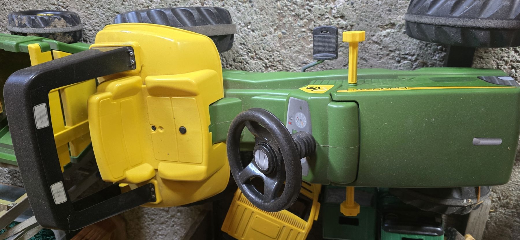 John Deere Véhicules pour enfants: Tretttraktor John Deere – D'occasion à Lommis par FastFurious 1