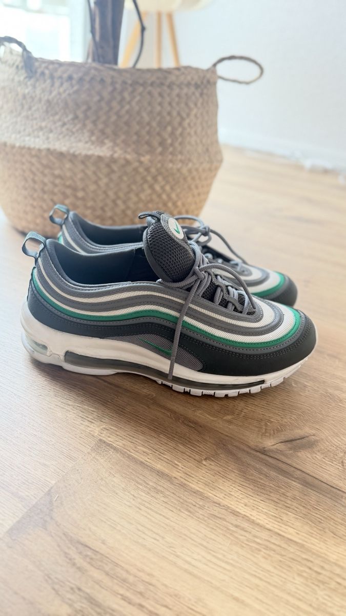 Herrenschuhe: Nike Air Max 97 – Gebraucht aus Chézard-St-Martin von nel_269s