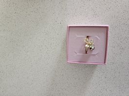 Swarovski Idyllia Ring Biene verstellbar goldfarben