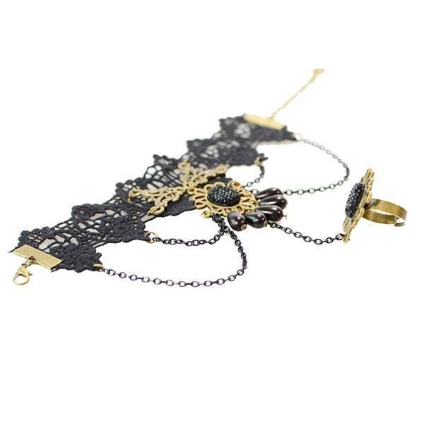 Bracciali & Braccialetti: Armband gotisch schwarz Spitze mit Ring – Nuovo e nell'imballaggio originale da Alpnachstad venduto da perlengaby 1