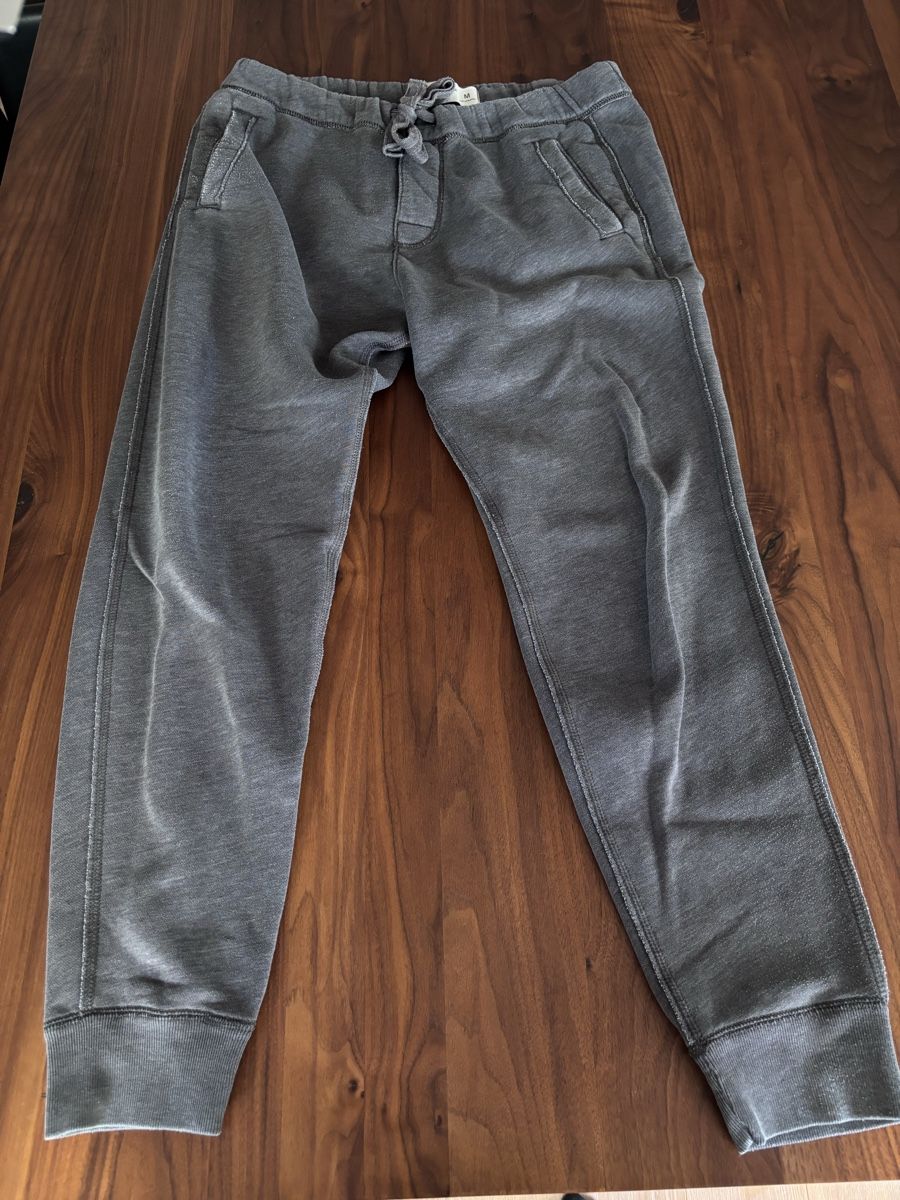 Abercrombie Pantaloni: Abercrombie & Fitch Trainerhosen – Usato da Jona venduto da yan_sg85