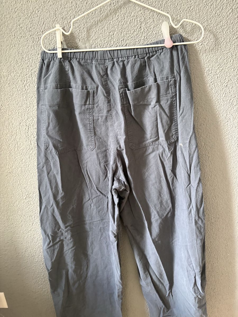 Pantaloni: Pantalon décontracté gris taille élastique – Nuovo (secondo la descrizione) da Malleray venduto da lol_96pf 1