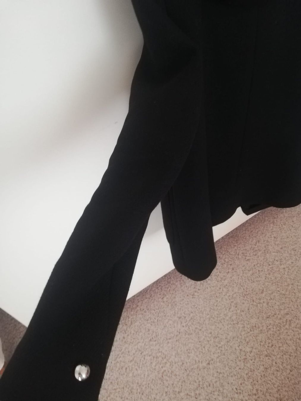 Zara Cappotti: Manteau noir Zara – Usato da Préverenges venduto da pau_f7mv 2
