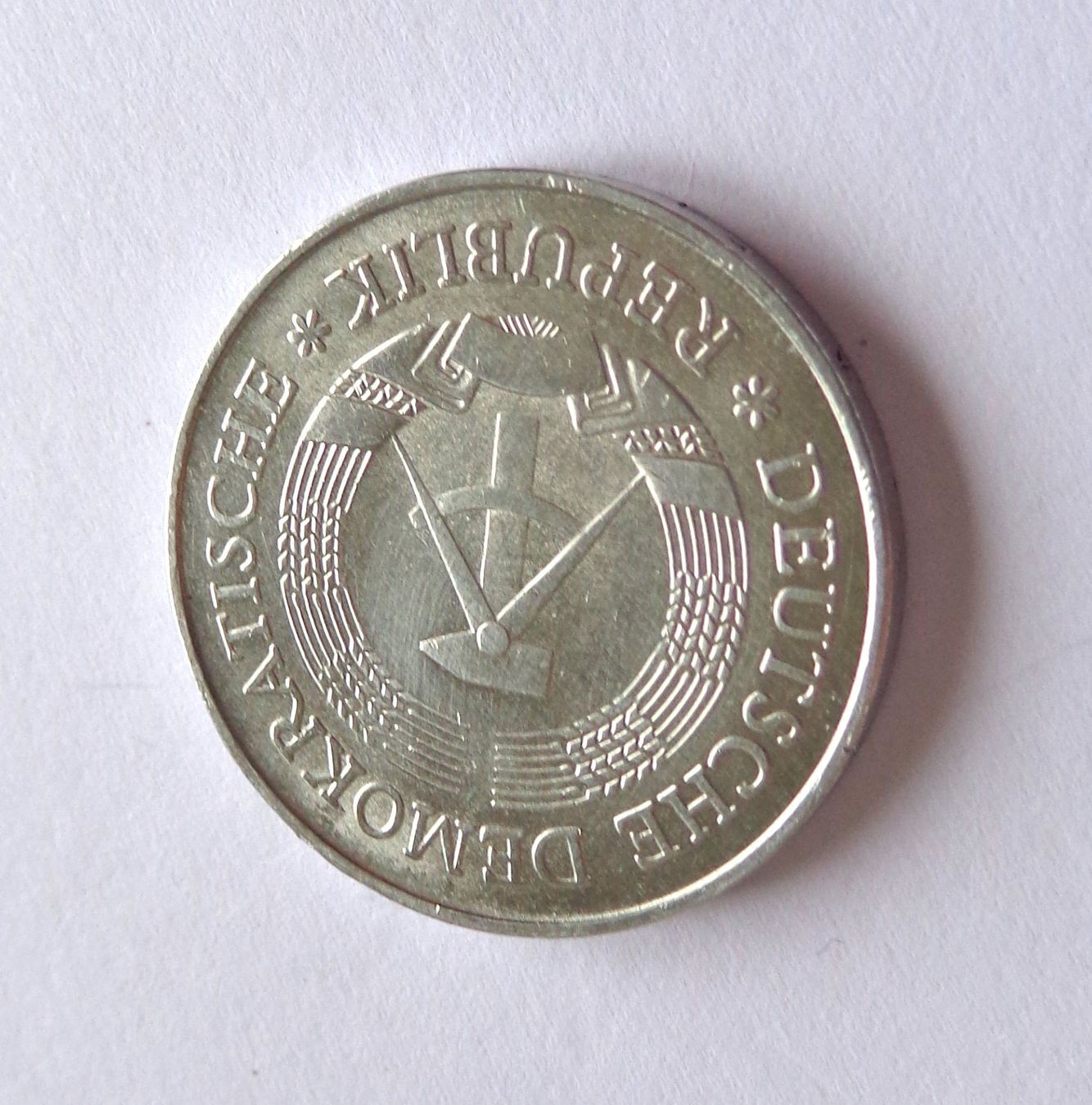 Tutti le monete: 1 Mark DDR 1982 A – Usato da Kriens venduto da TSCH1 1
