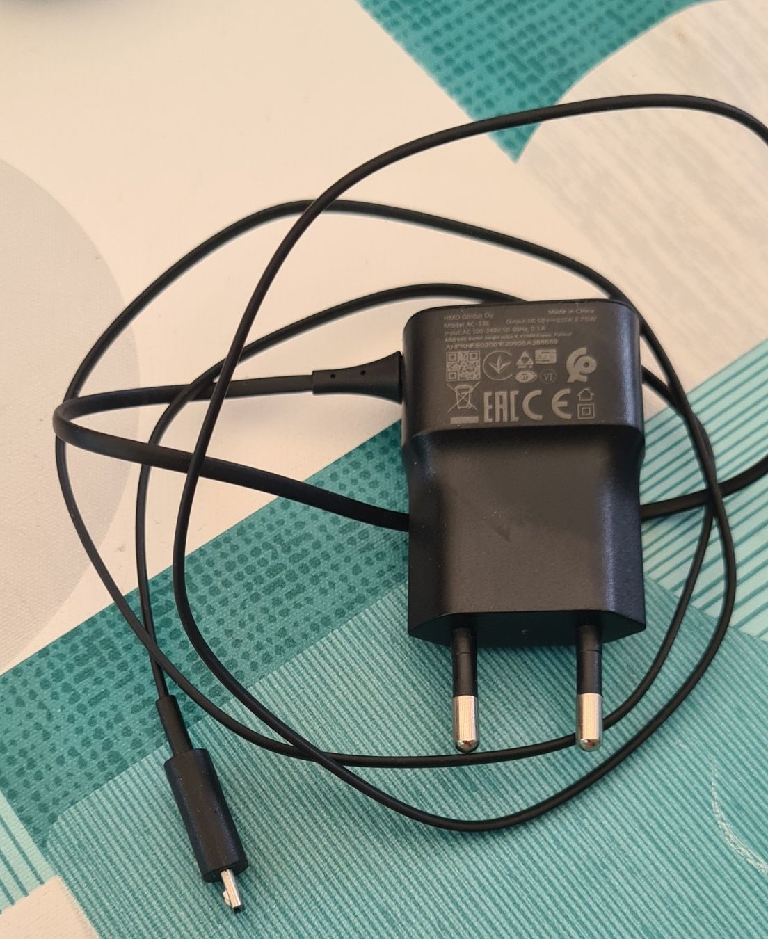 Nokia Caricabatterie: Chargeur Nokia – Usato da Estavayer-Le-Lac venduto da limo-nade