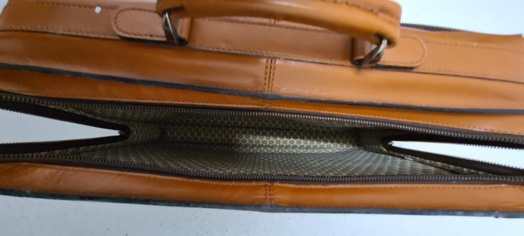 Valigie & Borse: Aktentasche Leder – Usato da Islikon venduto da EFH651 6