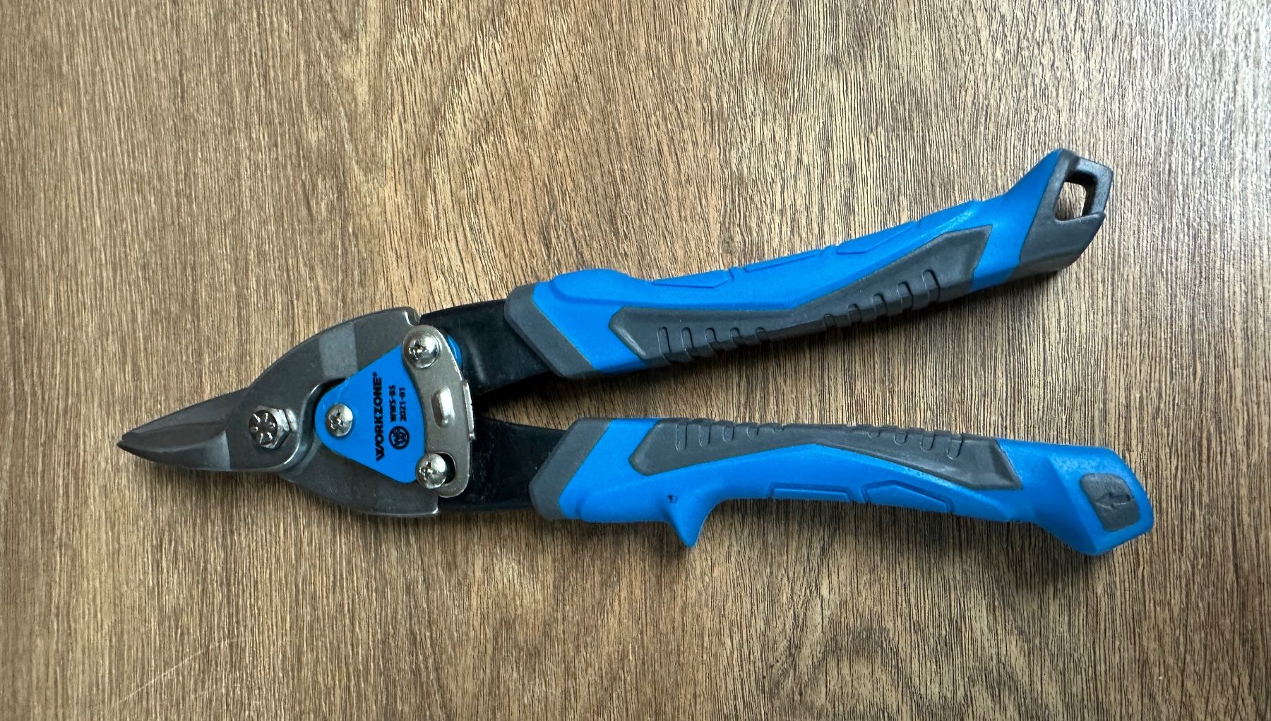 Tutti gli attrezzi: Blechschere von Workzone, neu. – Nuovo (secondo la descrizione) da Nussbaumen AG venduto da olitech5415 2