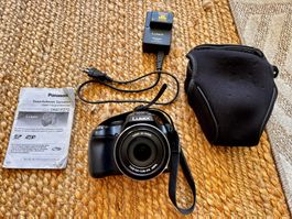 Panasonic-Lumix DMC-FZ72 Set mit Hülle, 2 Akkus und Ladegerä