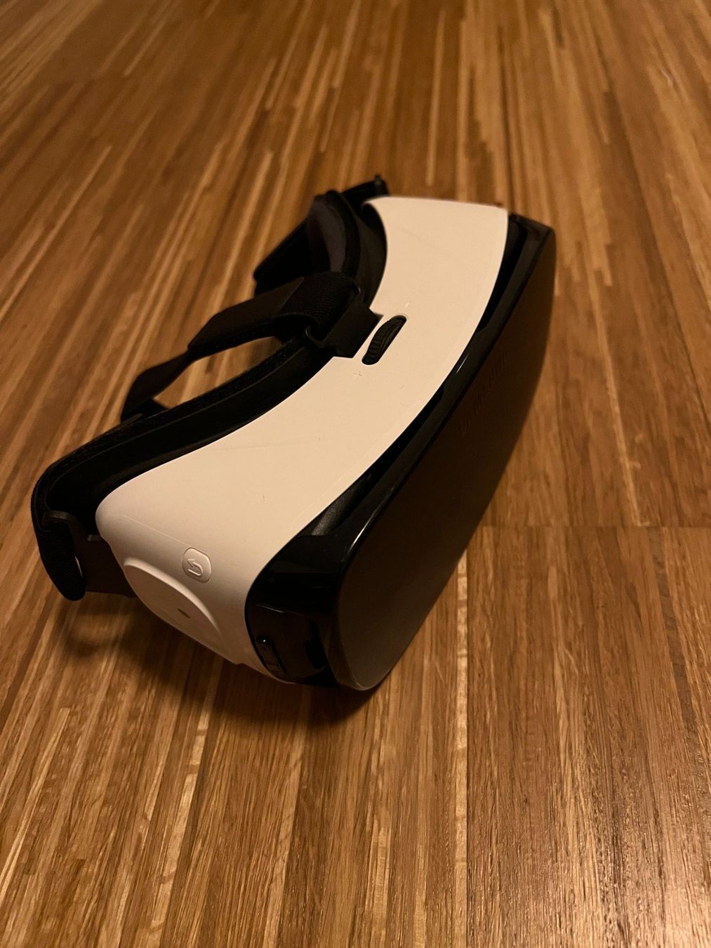Samsung Casco VR: Samsung Gear VR (Oculus) – Usato da Zürich venduto da gozuri 1