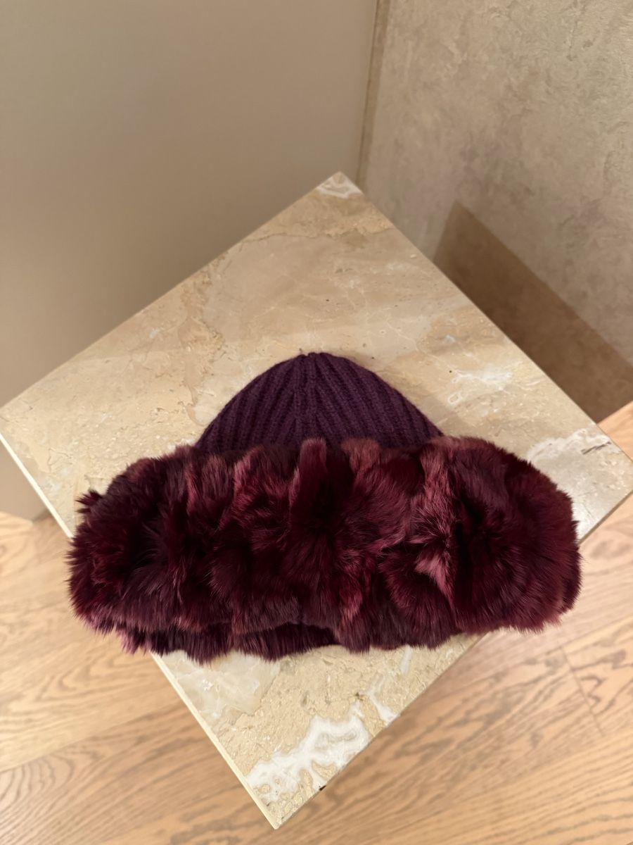 Loro Piana Copricapi, berretti & cappellini: Loro Piana winter hat – Usato da Paradiso venduto da apf_mh9c
