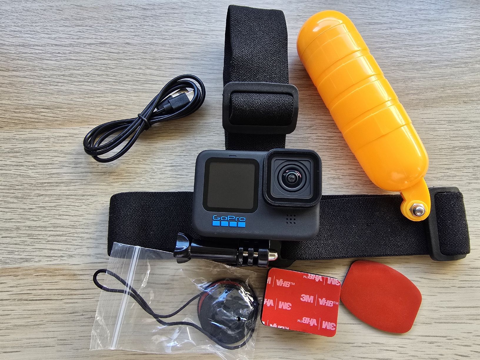 Gopro Action Cam: GoPro 11 Black Hero & Sd 128G GB – Neuf (Voir description) à Zuerich par rbt_yt2w