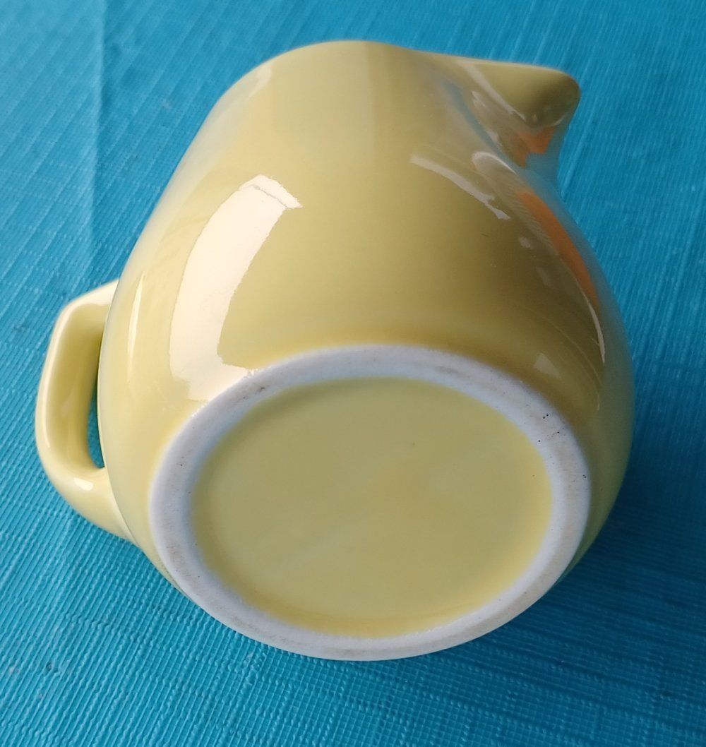 Rössler Caraffe: Rössler gelber Krug 0,2 Liter -G01 – Usato da Morges venduto da vimajes12 2