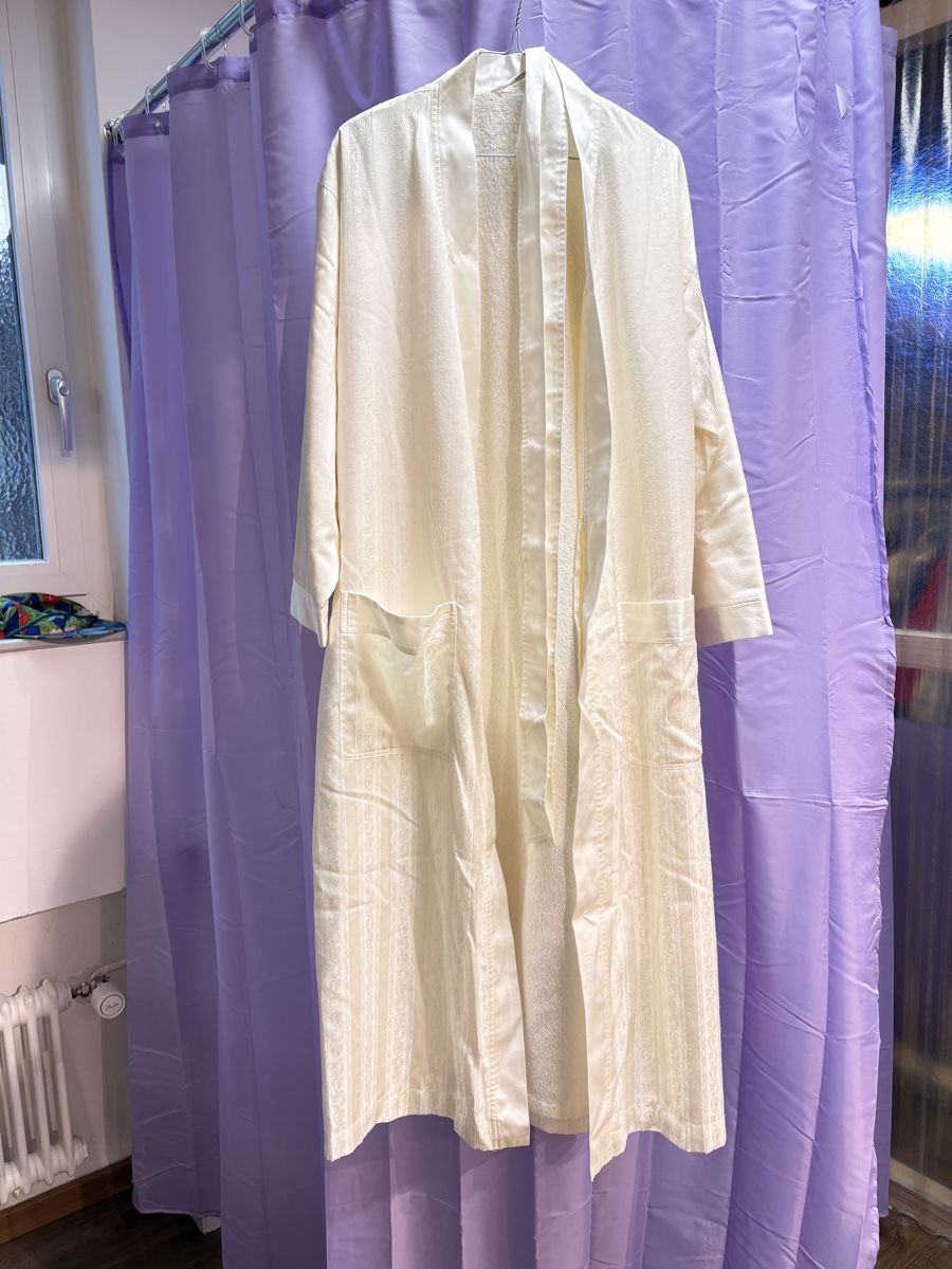Accappatoi: Morgenmantel/Kimono Beige – Usato da Aarau venduto da Secondfish 3